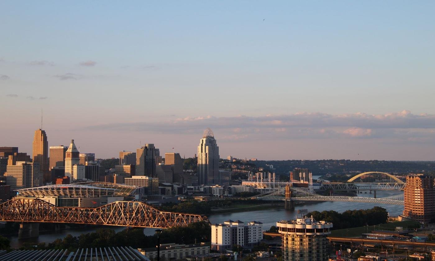 Cincinnati skyline at dusk